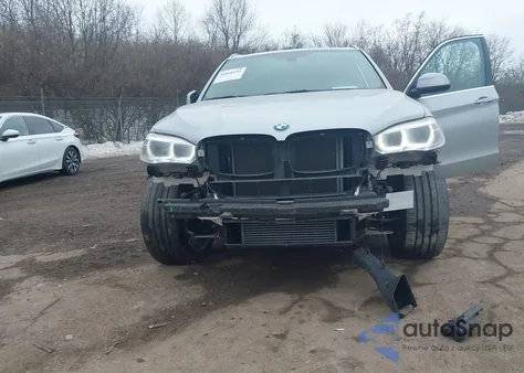 2015 BMW X5 xDrive35I z USA, uszkodzony, nr VIN 5UXKR0C52F0P13009